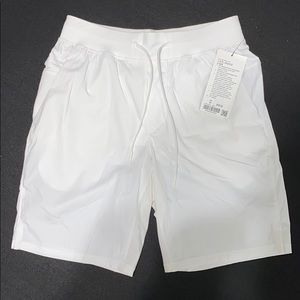 lululemon Men’s T.H.E. Short 9” Lined